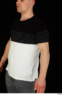 Torin t shirt upper body 0008.jpg